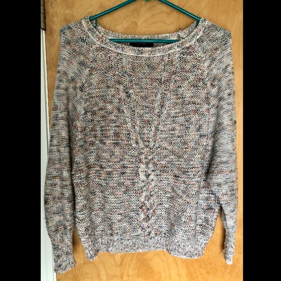 Jessica Simpson sweater - Picture 2 of 5